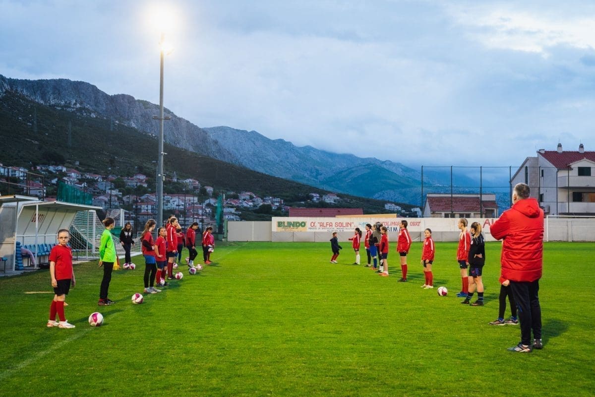 4 26 hnk mravince sloga 5