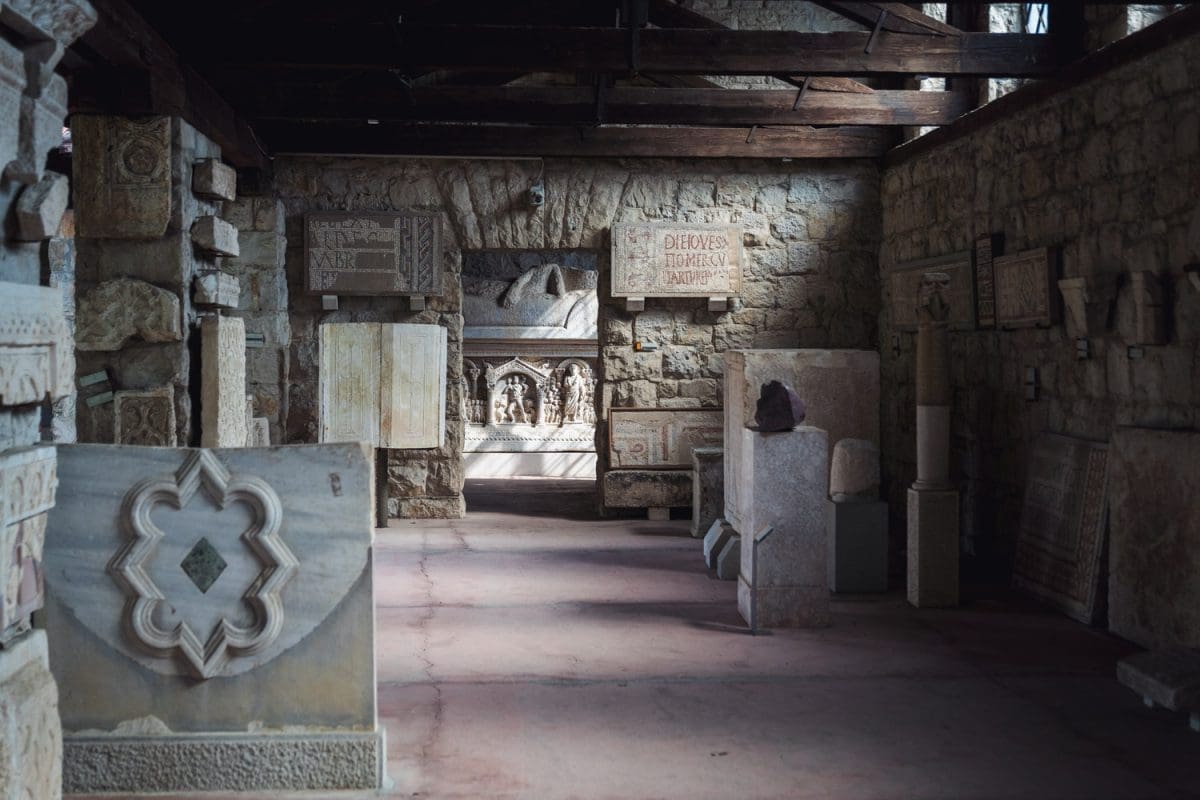 5 14 arheoloski muzej memento mori 54