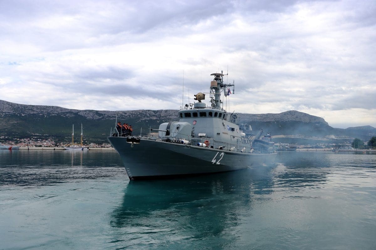 53737885002 71c419430c o