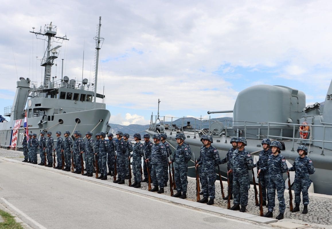 53739227160 3eea9e98a5 o