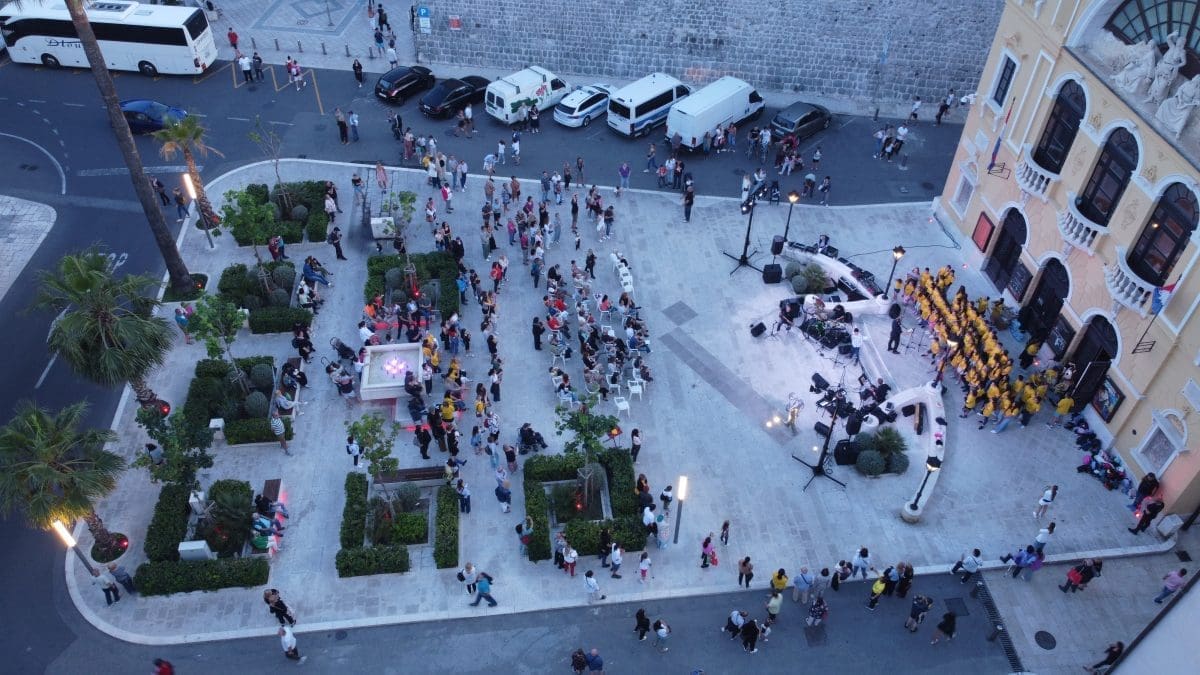 Erasmus projekt "Krive su pčele" kulminirao u spektakularnim koncertu u Splitu