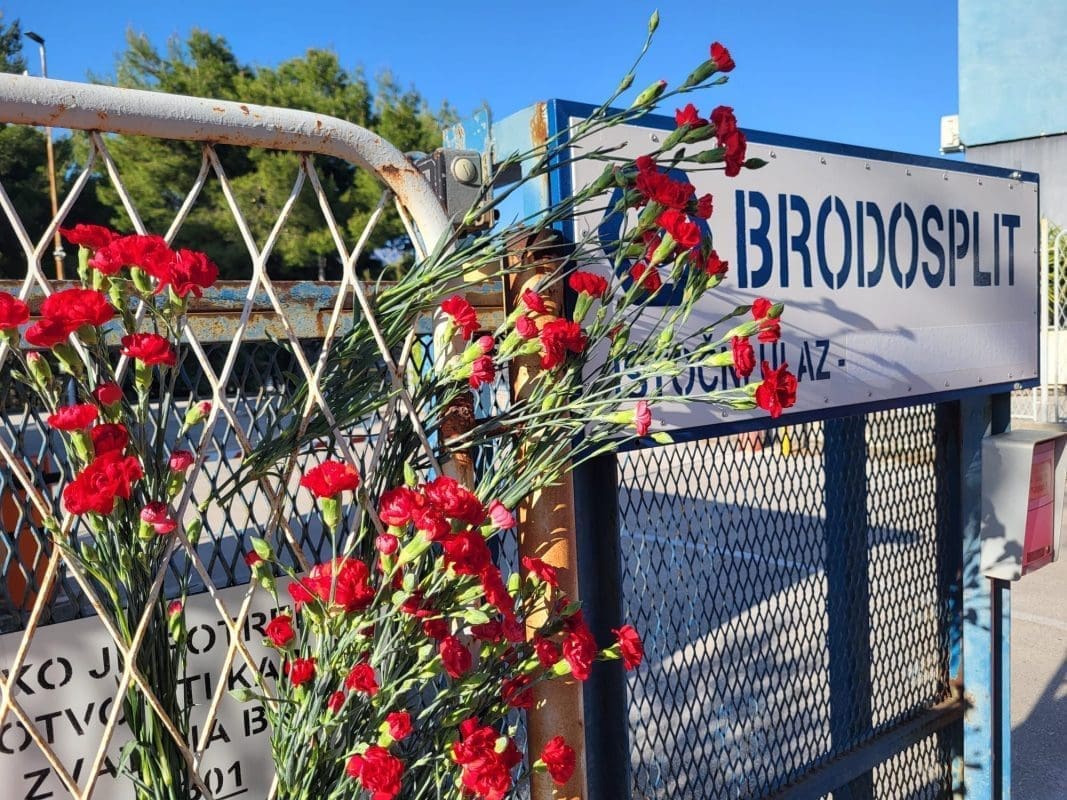 Mo  emo Split   Prvi maj  5   1 