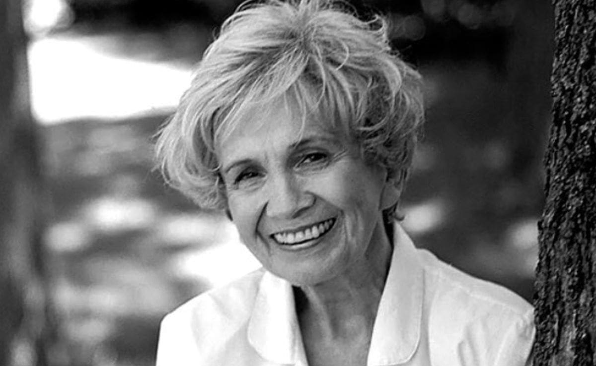 SVIJET KNJIŽEVNOSTI TUGUJE Preminula poznata spisateljica i dobitnica Nobelove nagrade