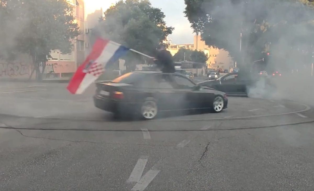 BLOKIRALI SPLITSKO RASKRIŽJE I DRIFTALI Prkić: "Kad imaš trobojnicu možeš driftati gdje god poželiš"