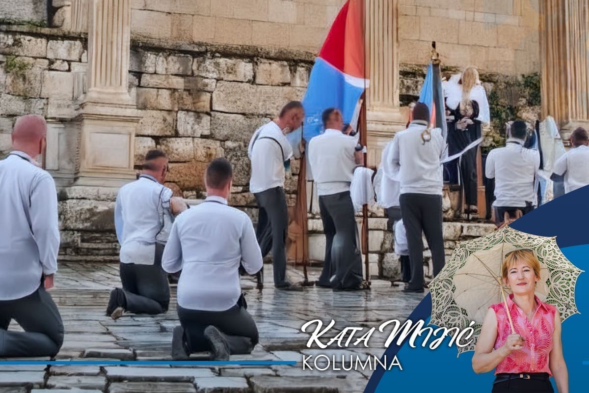 TKO BI SA ŽENAMA U SREDNJI VIJEK? Odgoji djecu kako treba, pa se ne trebate bojati ničega. Moli u obitelji za zajedništvo, a ne da bi ženu potlačio