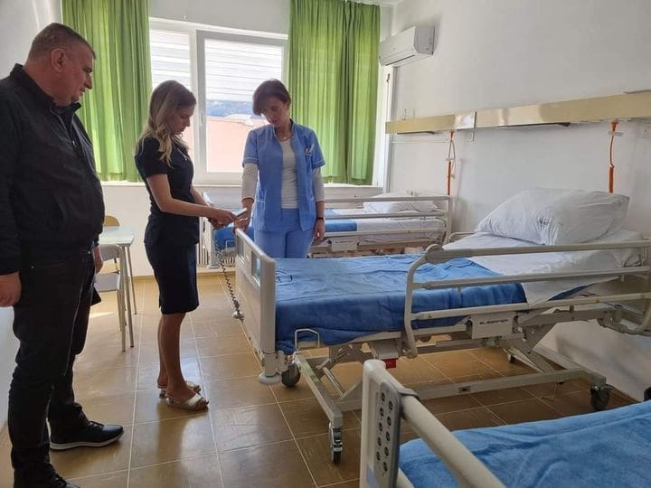 BULJ MEDICINSKIM SESTRAMA I TEHNIČARIMA ČESTITAO NJIHOV DAN: "Želim vam zahvaliti"