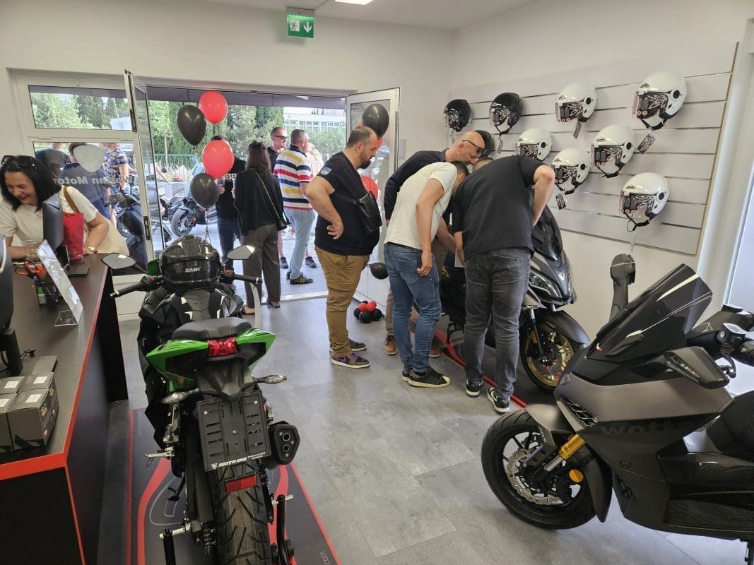 LJUBITELJI VOŽNJE KONAČNO DOŠLI NA SVOJE Split je bogatiji za novu moto shop destinaciju - MOTO ĐIR