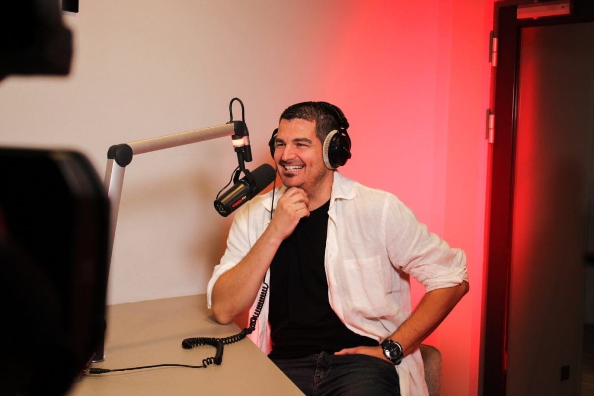 Marko Pecotić Peco: Pometite najprije ispred svoga dvorišta