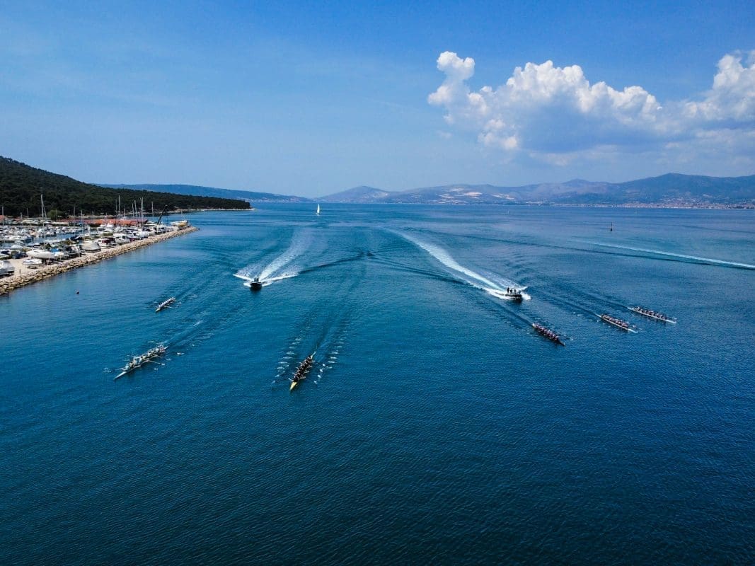 Tradicija duga više od dva desetljeća: Oxford, Cambridge i još 20 osmeraca ponovno će zaveslati u Splitu