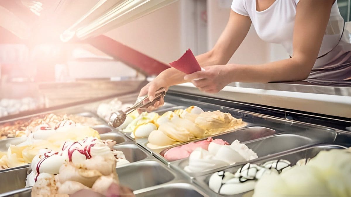 Ponudite sladoled na kuglice u vašem lokalu i obojite ljeto slatkim okusima