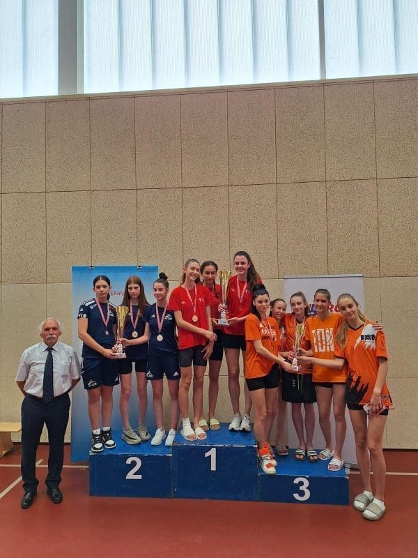 2169335b fbe0 4bd2 8d14 90e41f219dd2