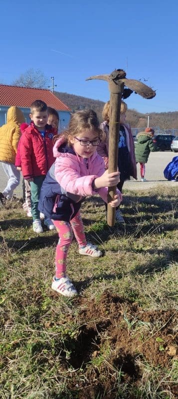 Dje ji vrti Ljiljan Turjaci 3