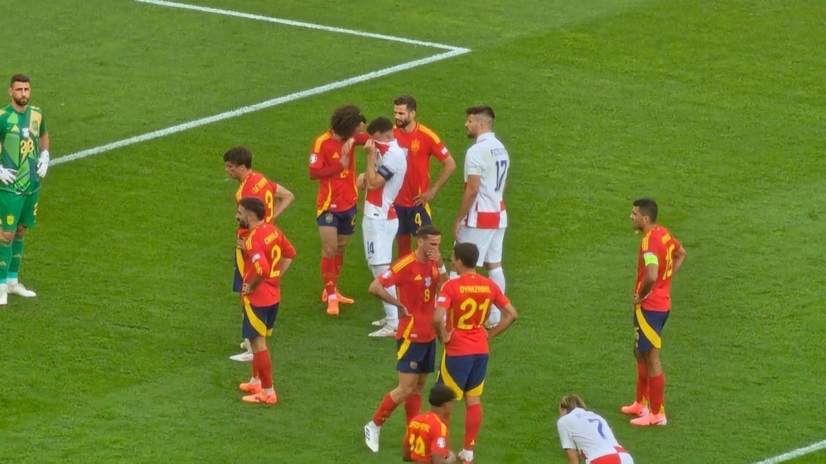 HRVATSKA - ŠPANJOLSKA 0:3 Za 'dlaku': Hrvatskoj poništen gol nakon VAR pregleda