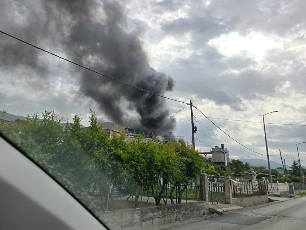 pozar zeljezara kastela 1