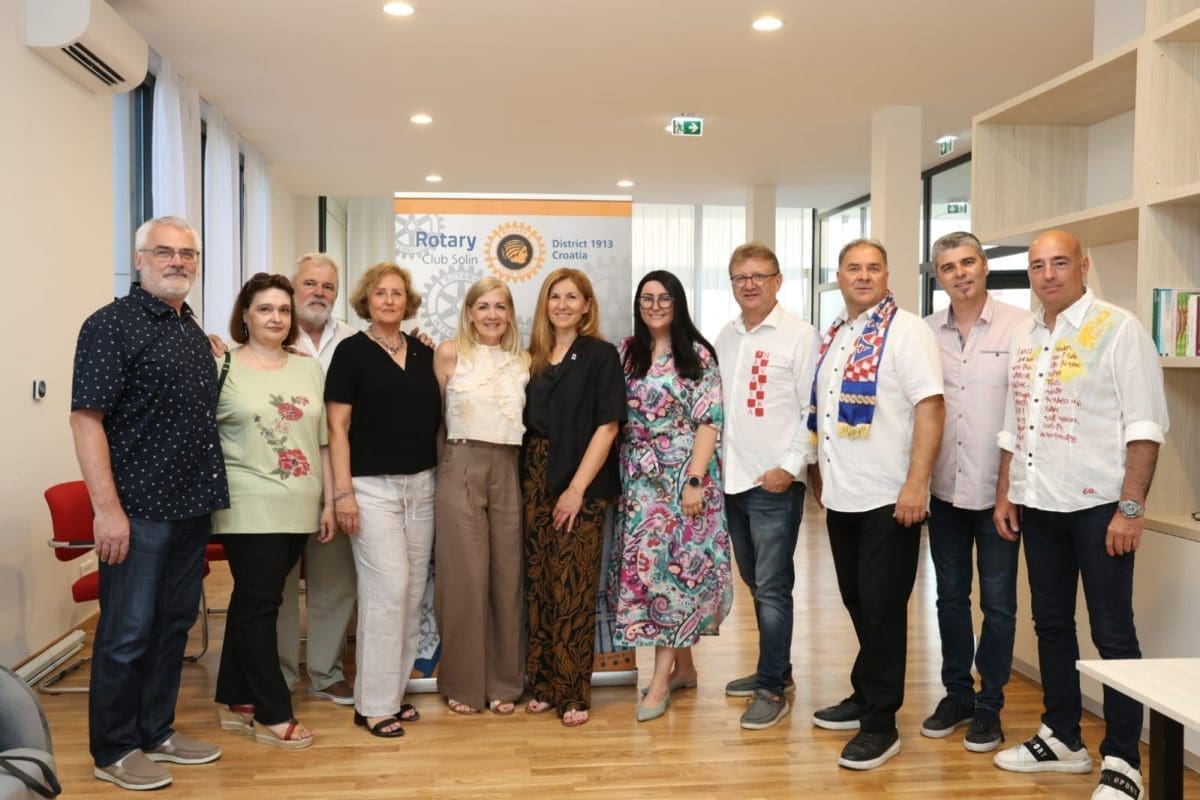 "U službi humanosti": Rotary klub Solin pridružio se akciji za pomoć mladima od 18 do 26 godina