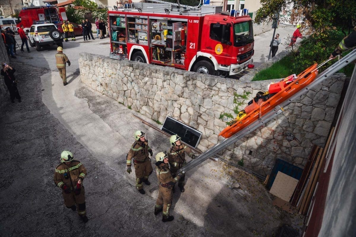 Urušila se fasada zgrade u centru metropole!