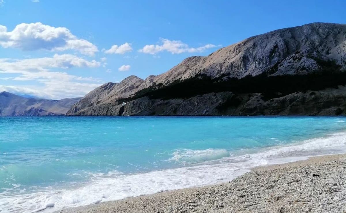 Britanci nahvalili naš otok: "Plaže su savršene, a morate kušati i hranu"