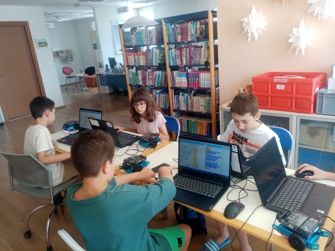 450149512 827636772801772 5438485984381809803 n