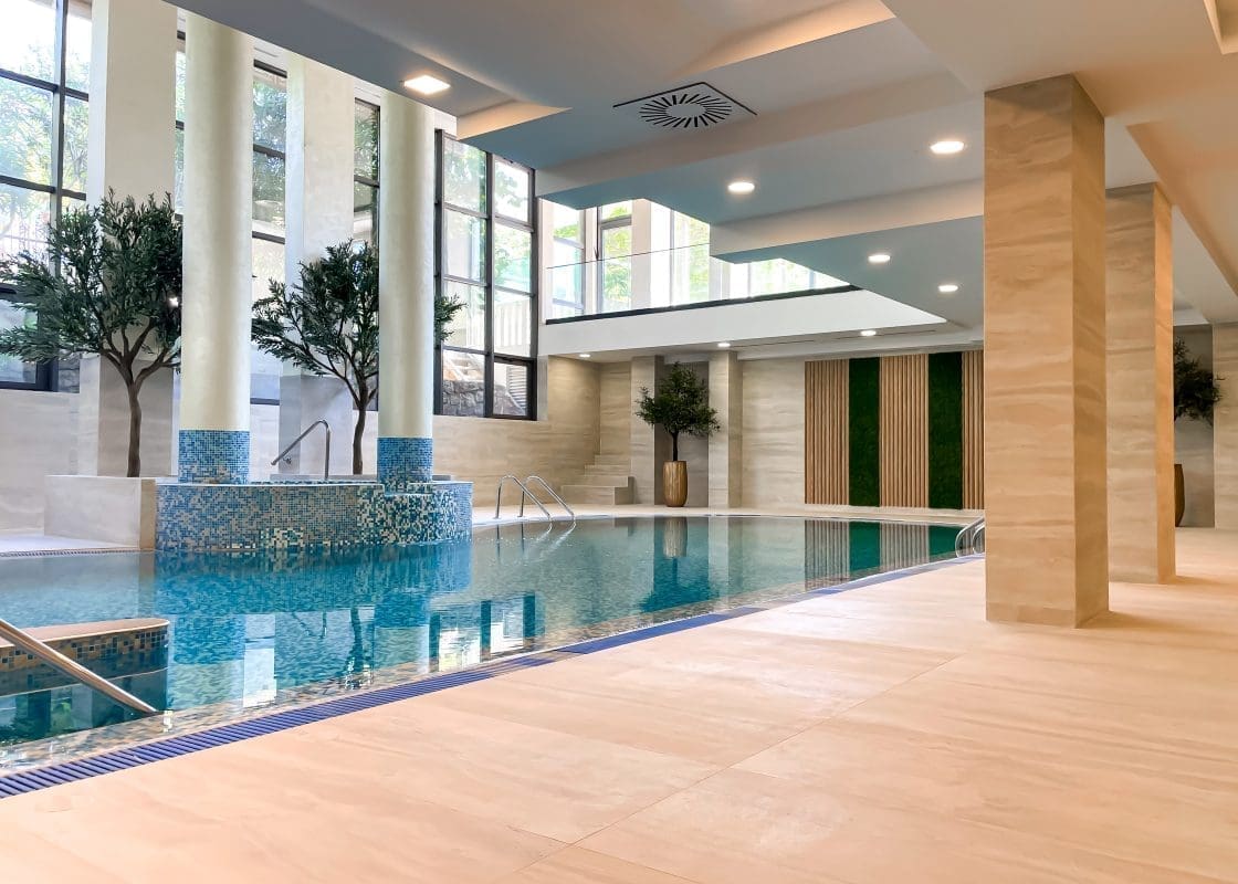 5 hotel president solin