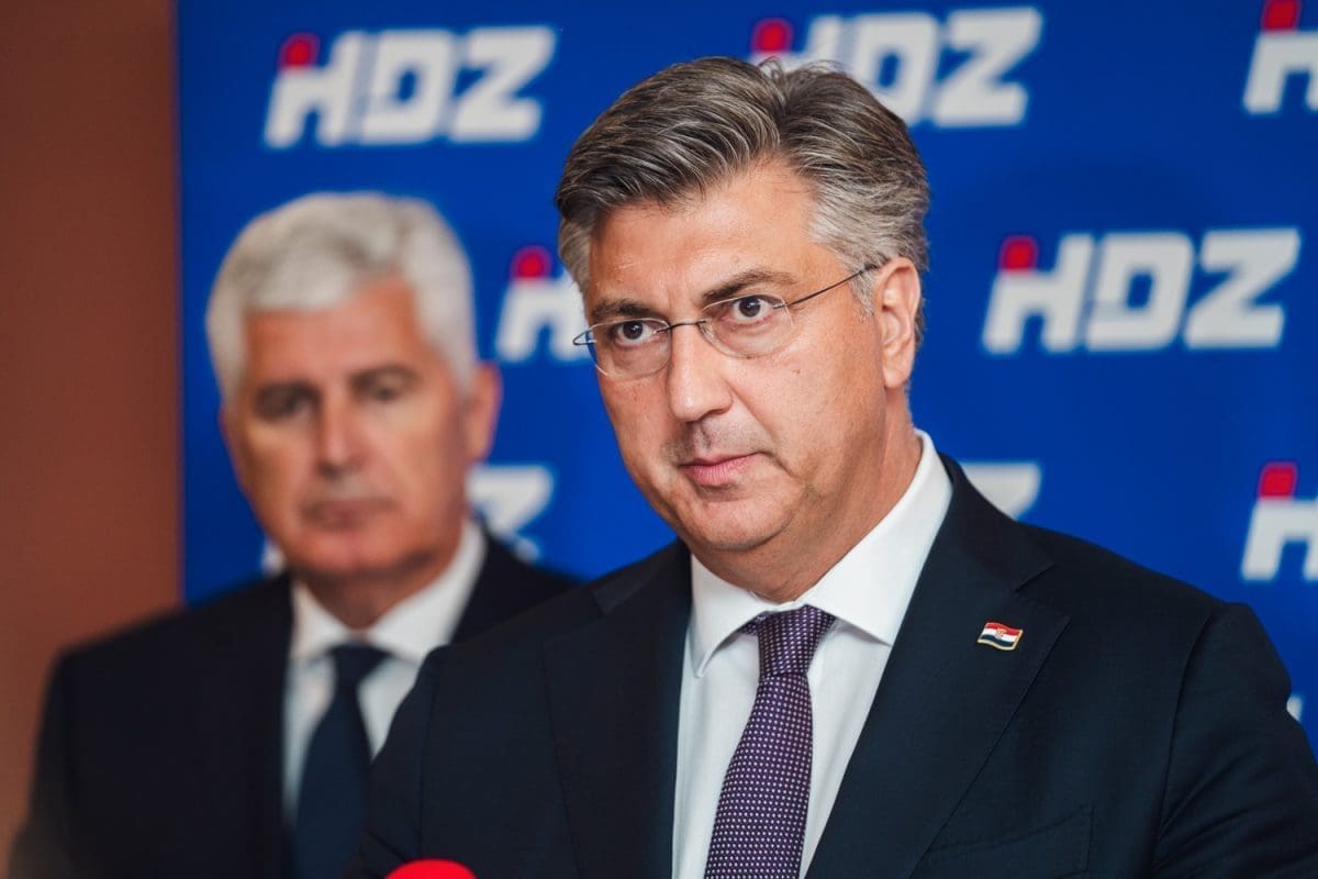 Plenković diže sebi i ministrima plaće za 70%: "To su antikorupcijske mjere"