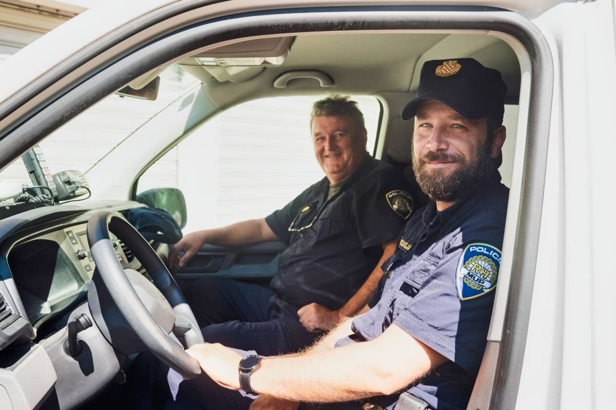 SPLITSKI POLICAJCI VELIKOG SRCA Upoznajte Ivana i Antu koji su pomogli ljudima u nevolji: "Mislim da nisam napravio ništa posebno, da je bio bilo tko drugi na mom mjestu – sigurno bi napravio isto"