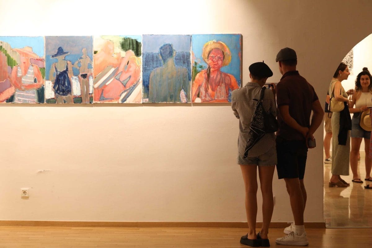 Otvorena završna izložba radova s Ljetne umjetničke rezidencije u Makarskoj