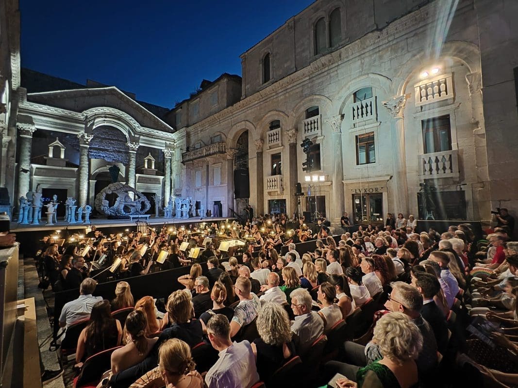 carmina burana splitsko ljeto otvorenje3