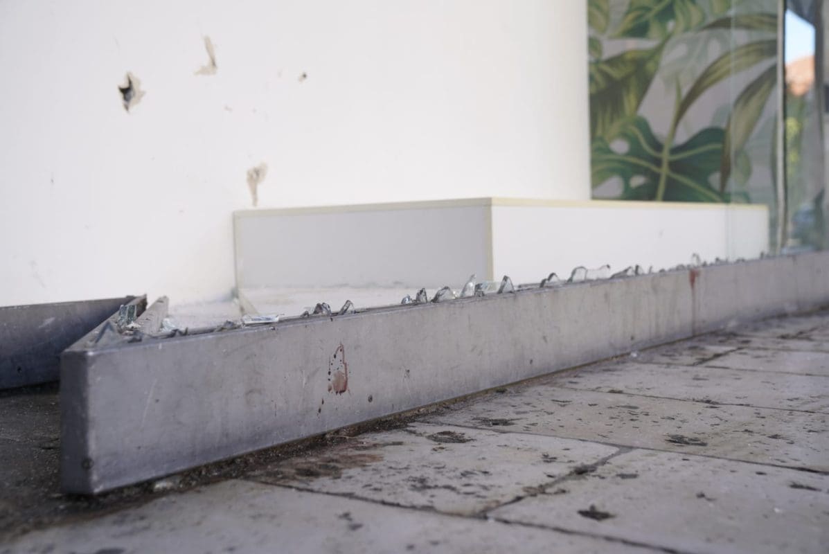 central staklo krv 1