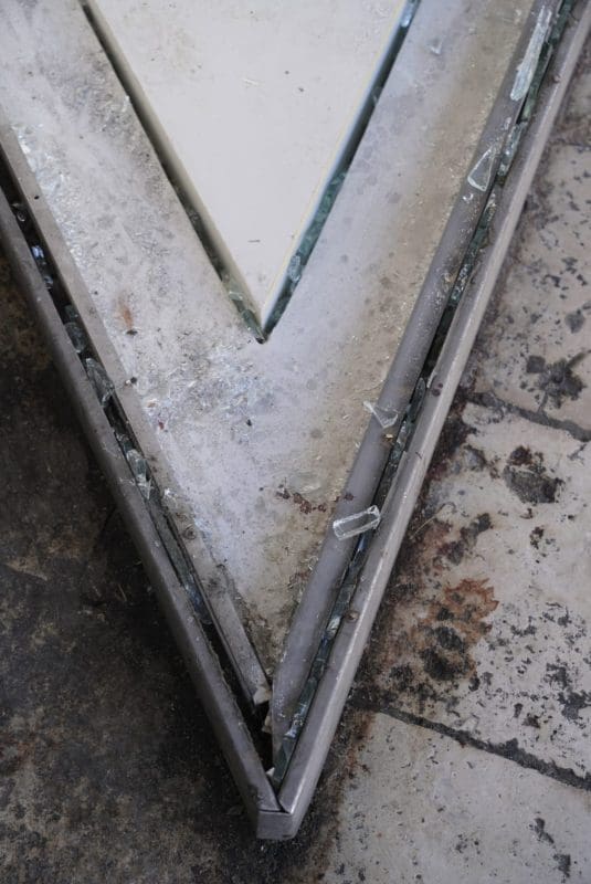 central staklo krv 3 