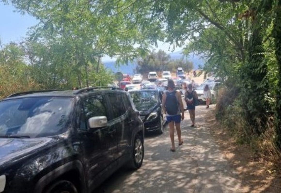 Uskoro kraj prometnom kaosu na Kašjunima? "Na plažu bi se propuštao samo ograničeni broj vozila"