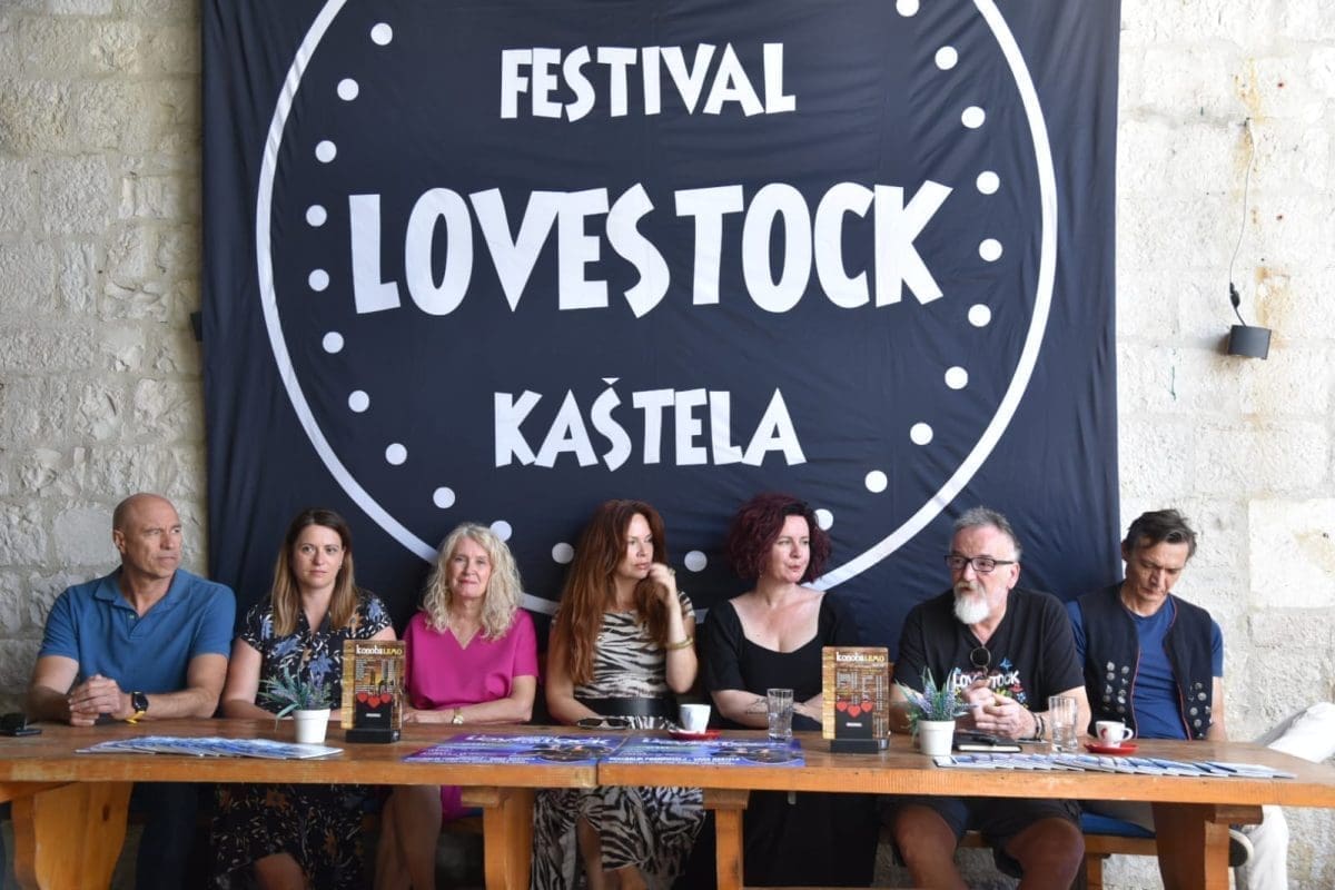 kastela lovestock 3 