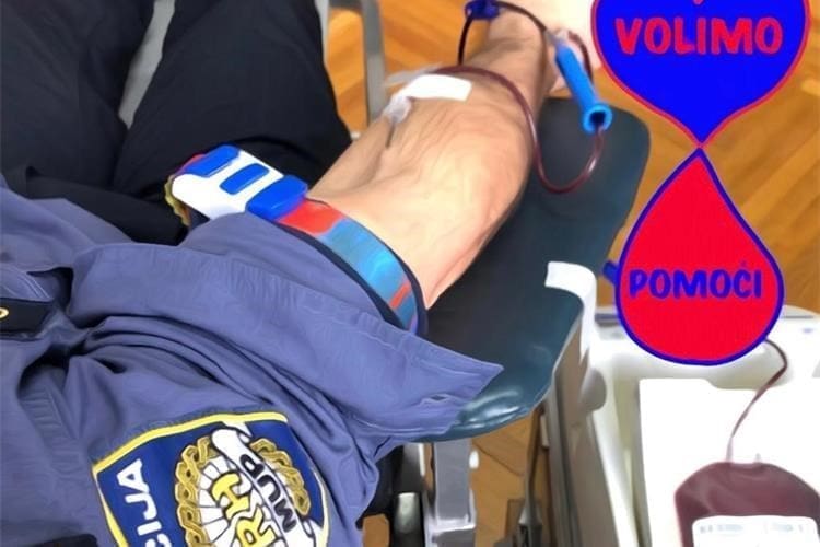 Split: Policijski službenici darovali 84 doze krvi