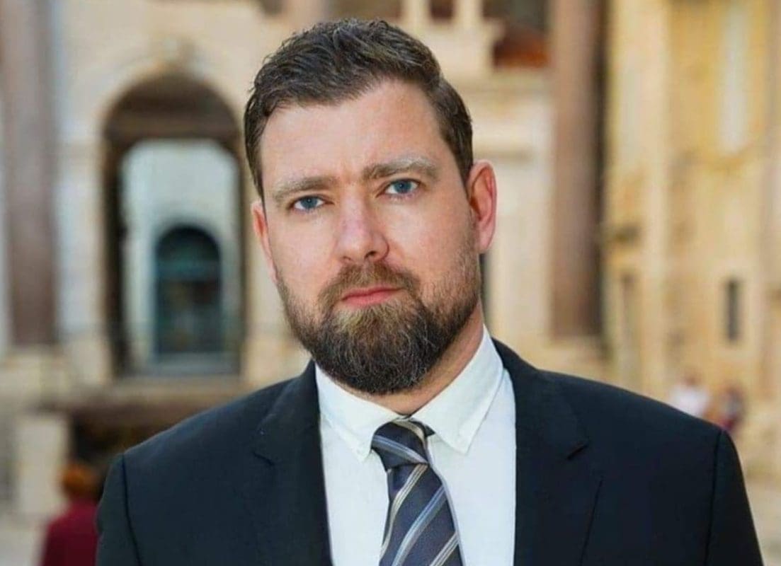 Čelan: "Promet je nekad bio simbol moderne tvrtke, a sada čitamo kako smanjuju i otkazuju brojne ključne autobusne linije. Hoće li ijedna opstati kada završe radovi na Žnjanu?"