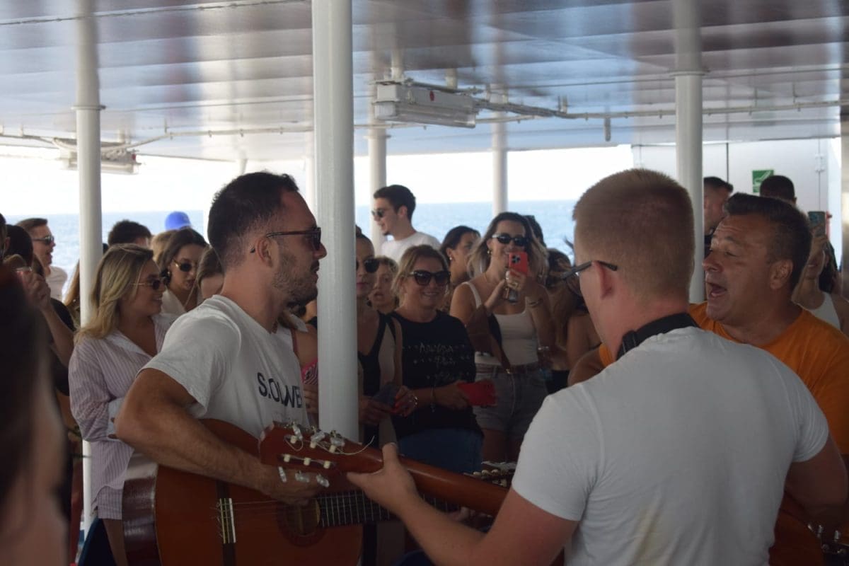 Pala je pisma na Oliveru. Pogledajte djelić atmosfere