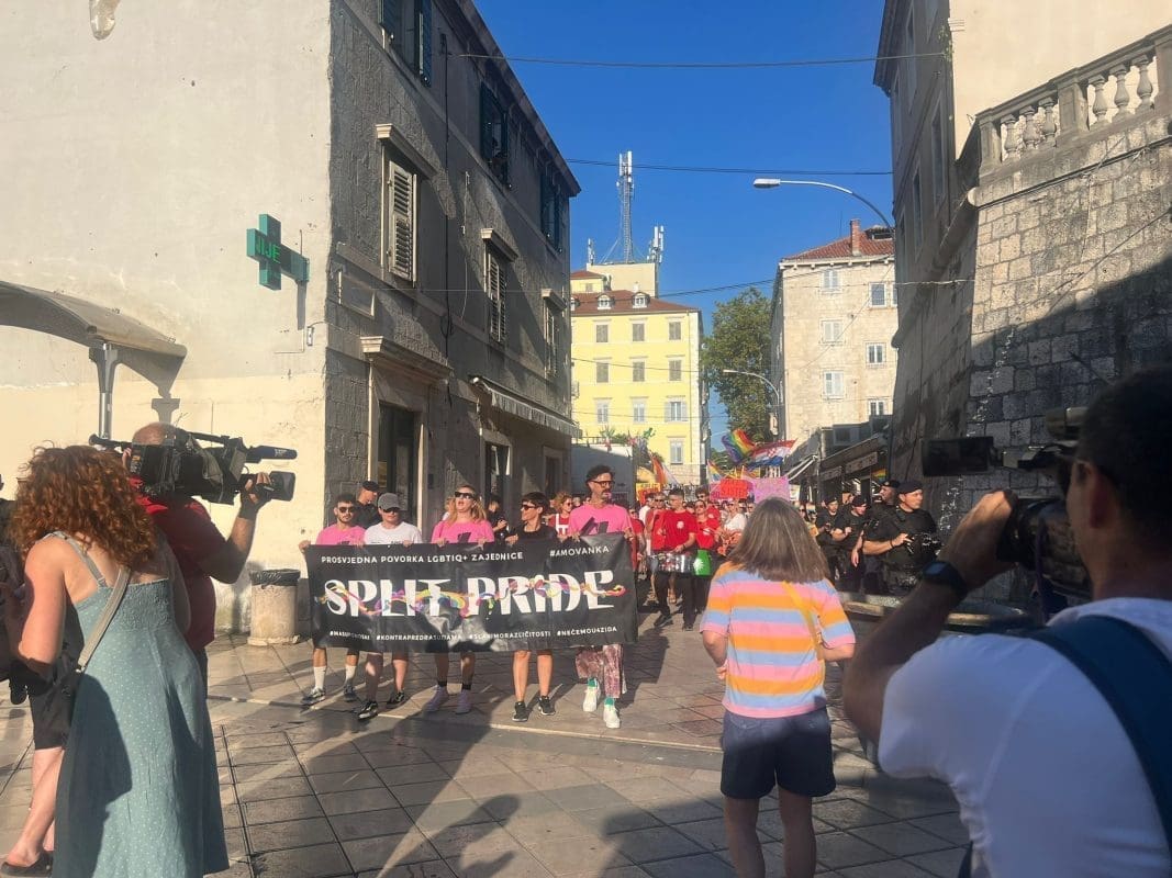 pride split MARINA 1