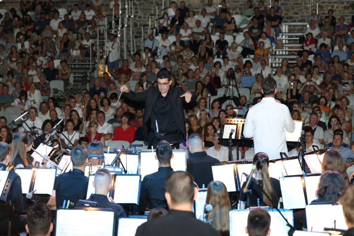 (FOTO) ZAPOČELO 29. SOLINSKO KULTURNO LJETO "Zajedno ste večer učinili čarobnom i nezaboravnom!"