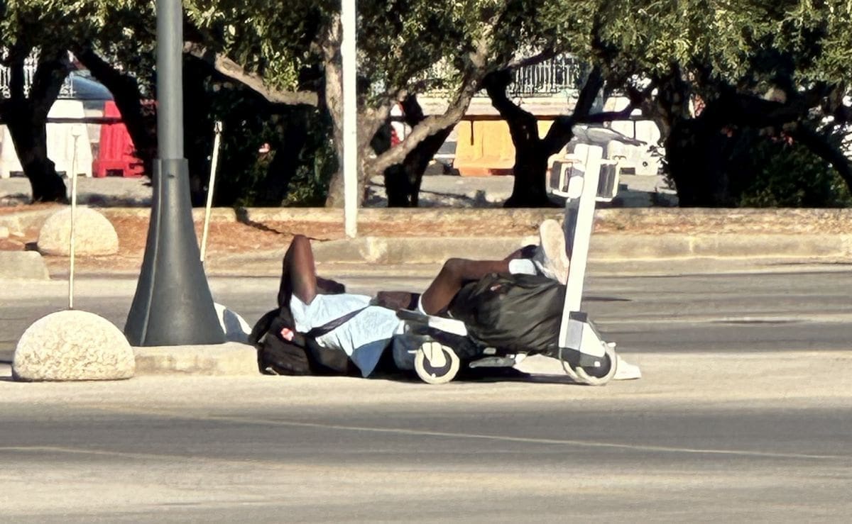 Nek ti kušin bude korniža: Pogledajte gdje je ovaj lik "ubio" oko