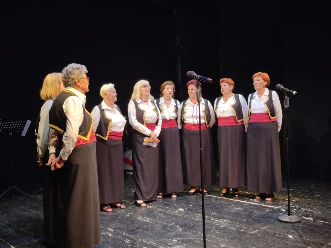 srpsko kolo split 18