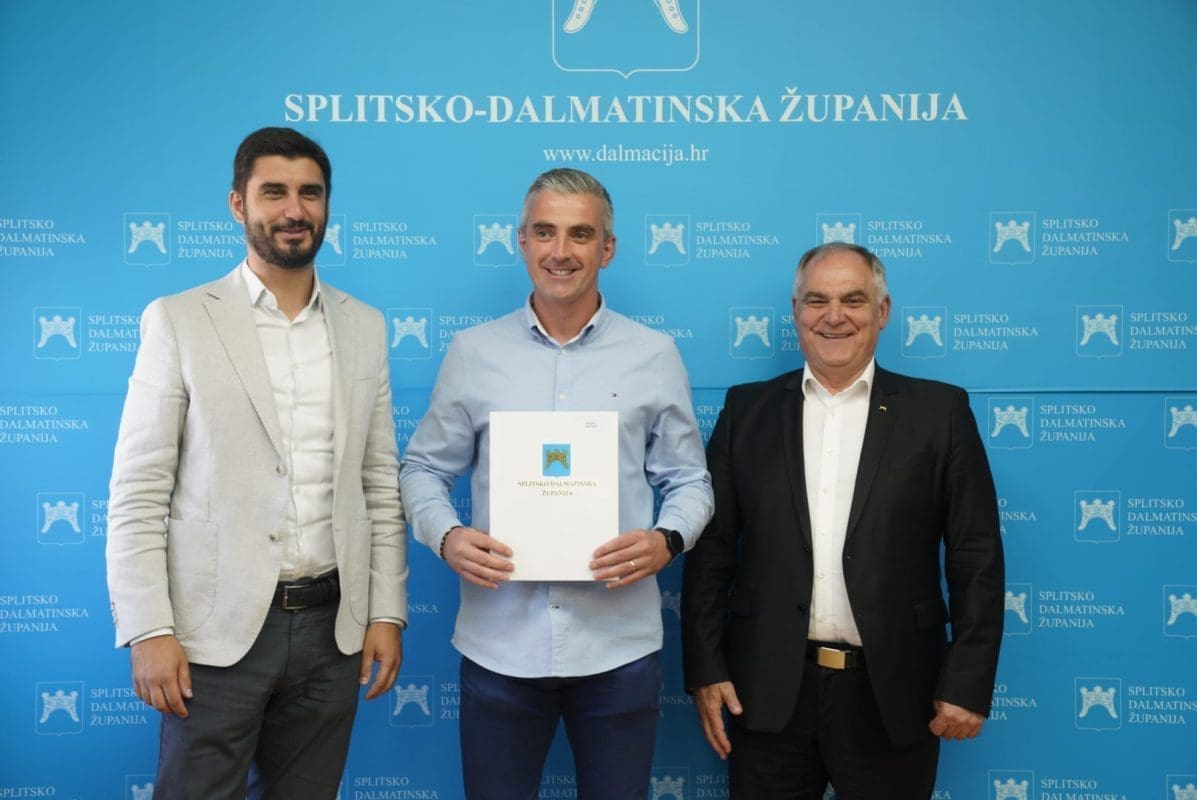 Gradit će se na sve strane: Splitsko-dalmatinska županija potpisala 18 novih ugovora za financiranje izgradnje sportskih objekata. Evo što je sve u planu