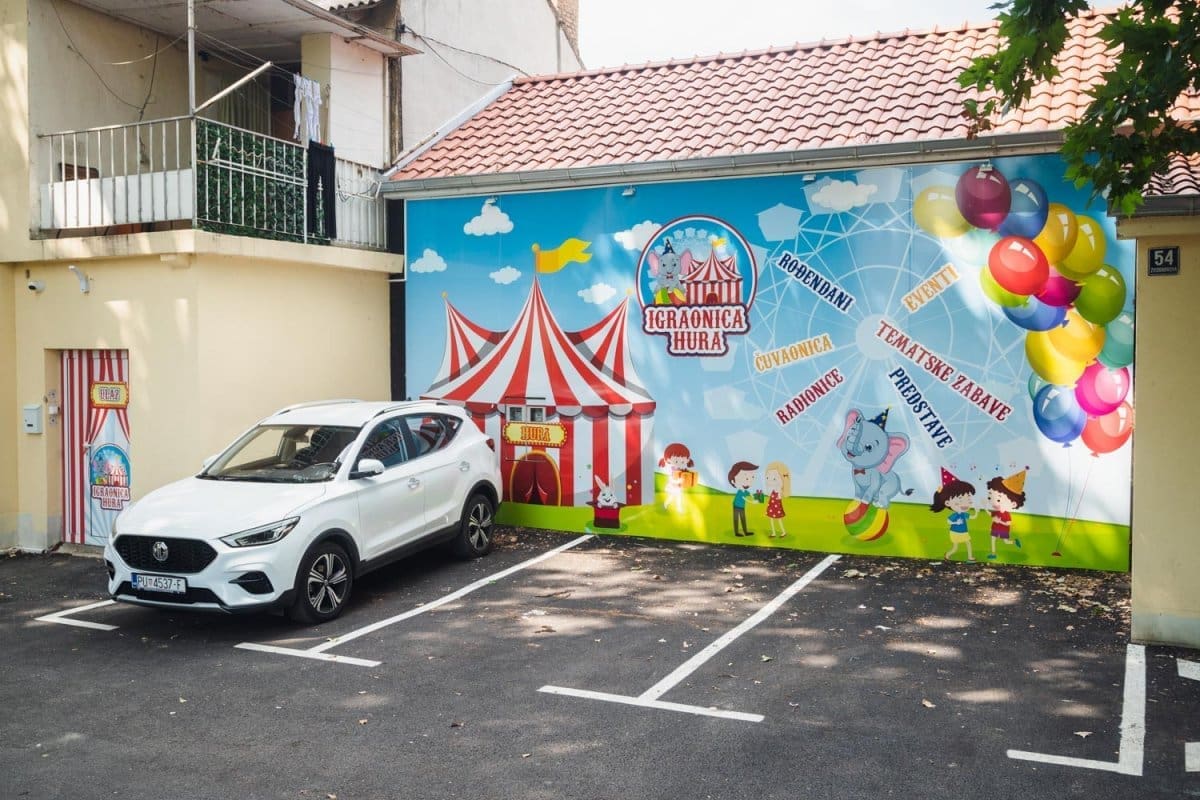 8 27 igraonica hura solin 30