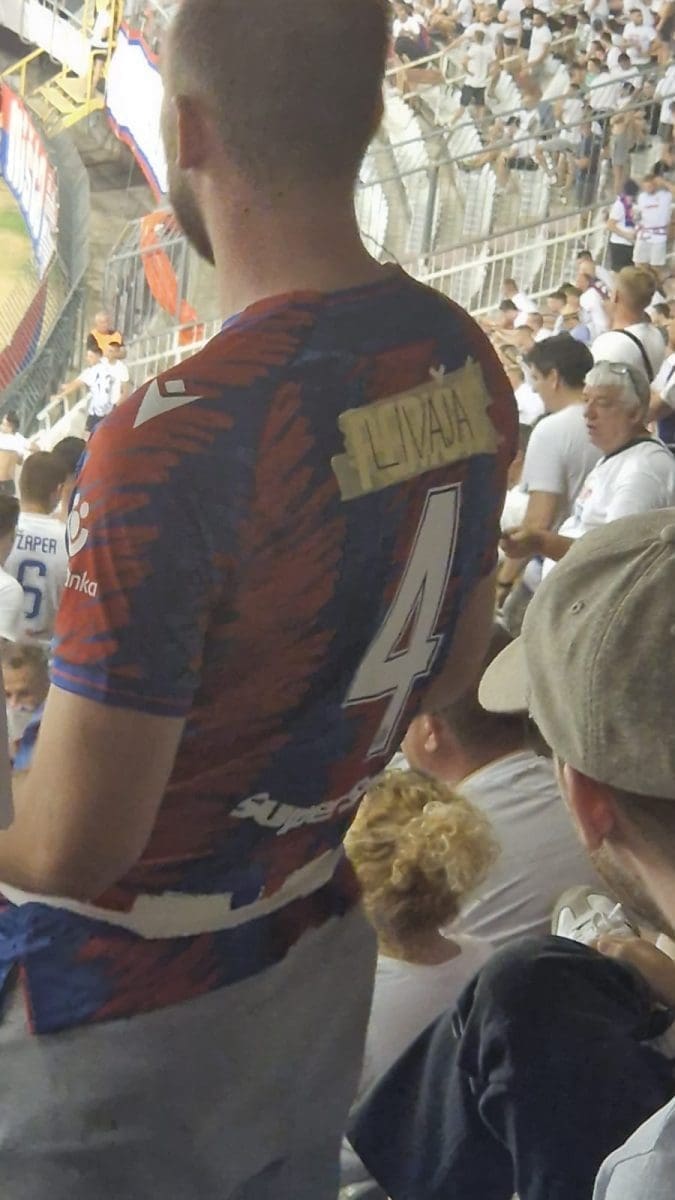 hajduk dres perisic livaja