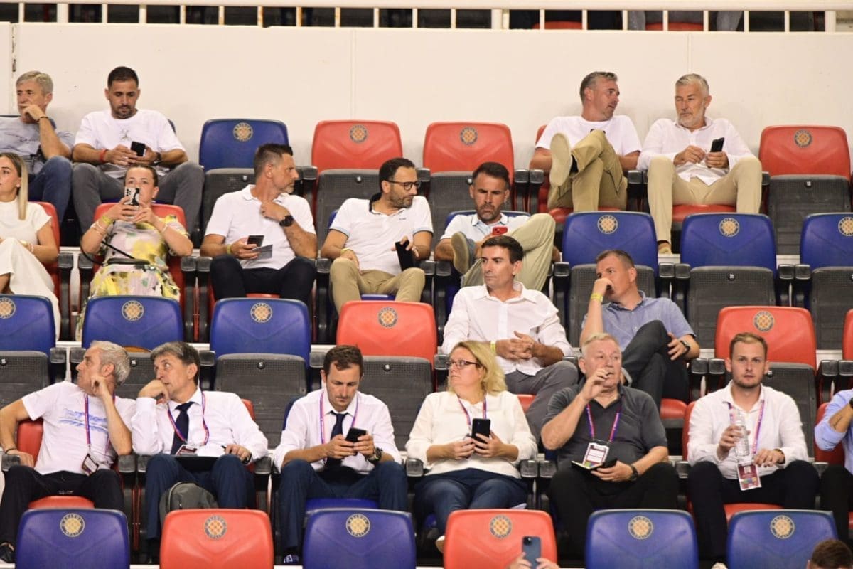 hajduk ruzomberok roko svecana loza 11