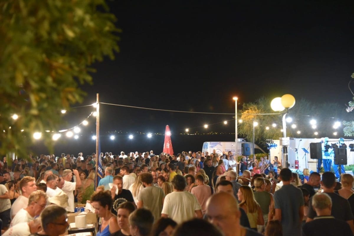 Kaštel Lukšić slavi uz Trio Gušt, domaće delicije i humanitarnu lutriju