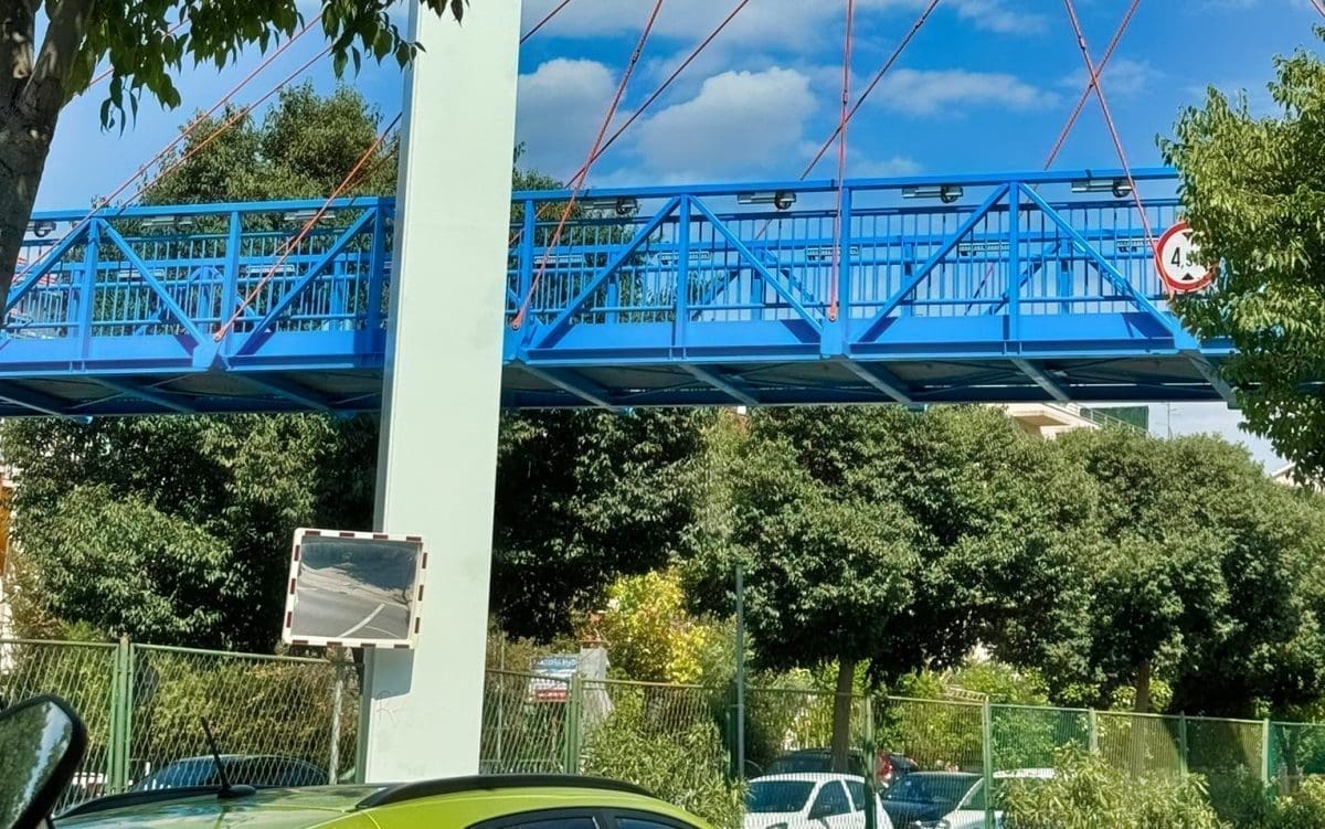 Po Mejašima se priča da se pojavio problem s elektricitetom. Nadvožnjak "gotov" u travnju, još nije otvoren. Zašto?