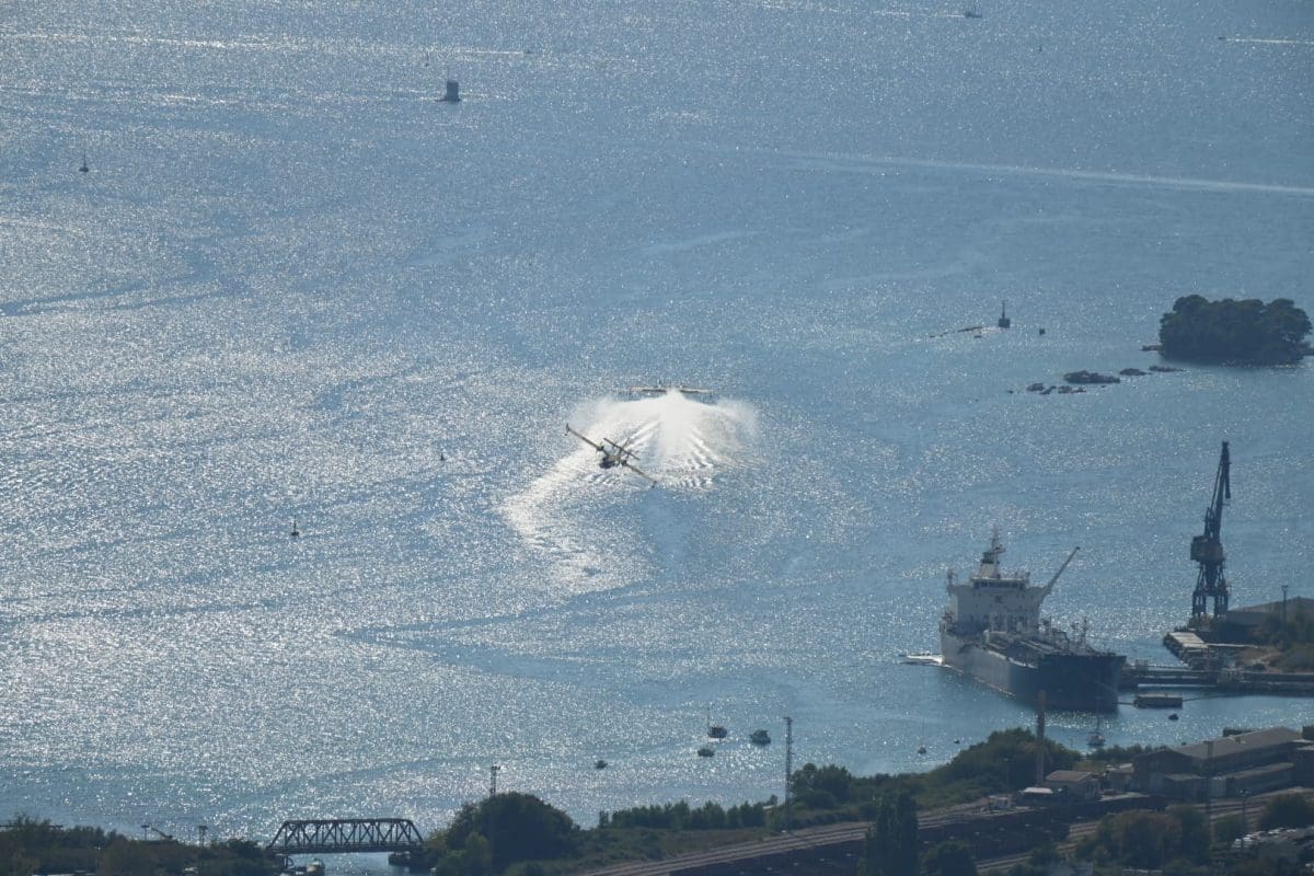 Pogledajte čudesnu usklađenost pilota hrvatskih kanadera, zaista su nevjerojatni