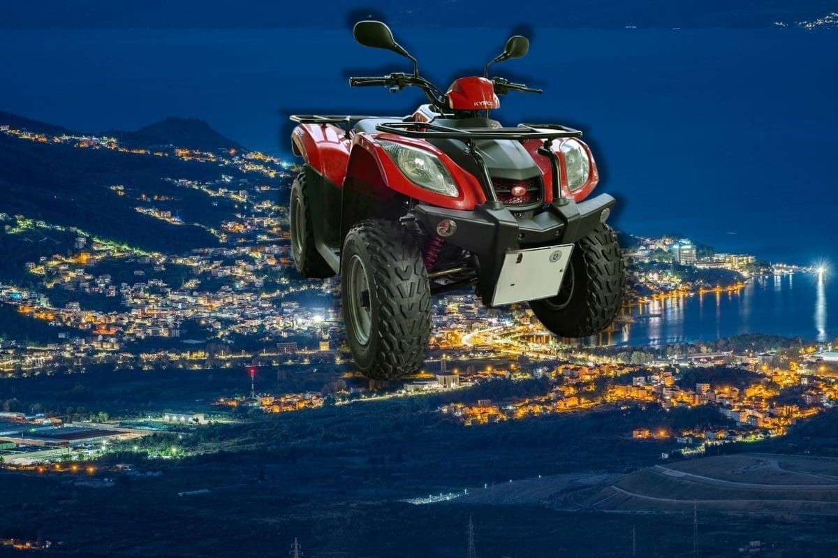 Dvojac se vozao quadom iznad Podstrane, dogodila se nesreća. Hitno prebačeni u KBC Split