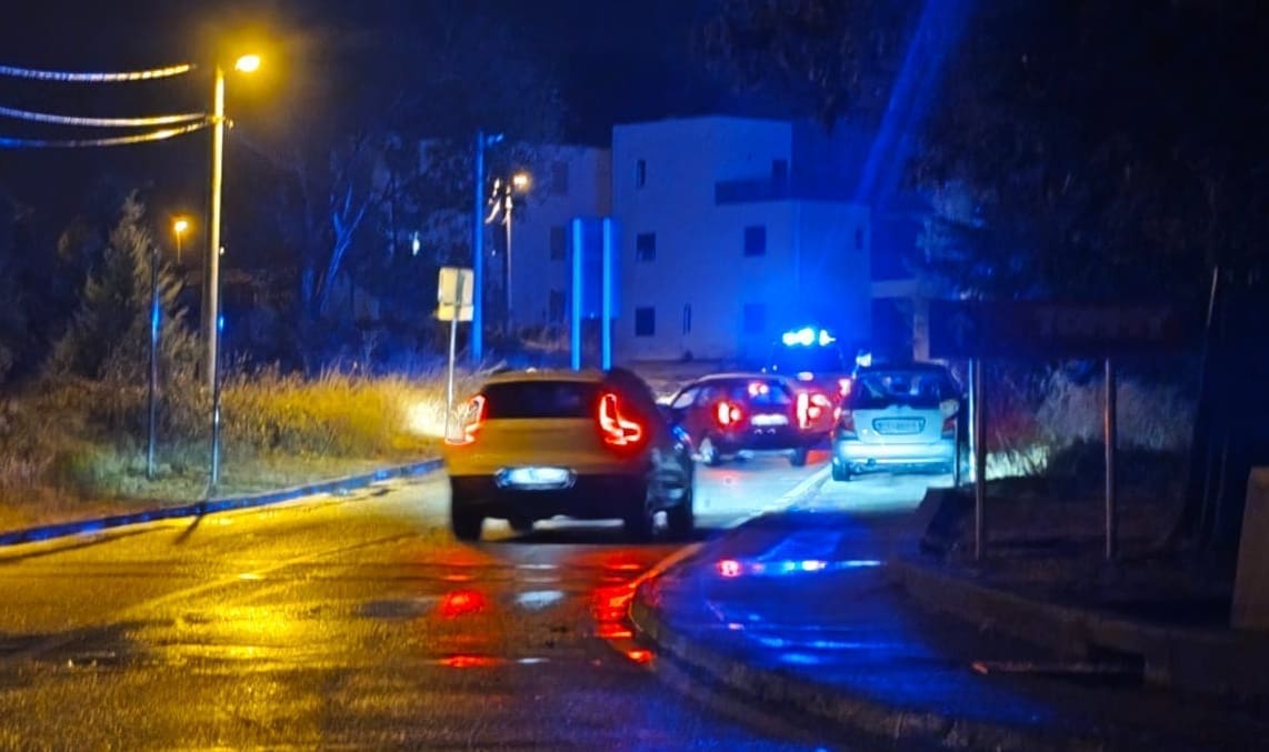 Sudar dvaju automobila u Mravincima, dio prometa se odvijao obilazno