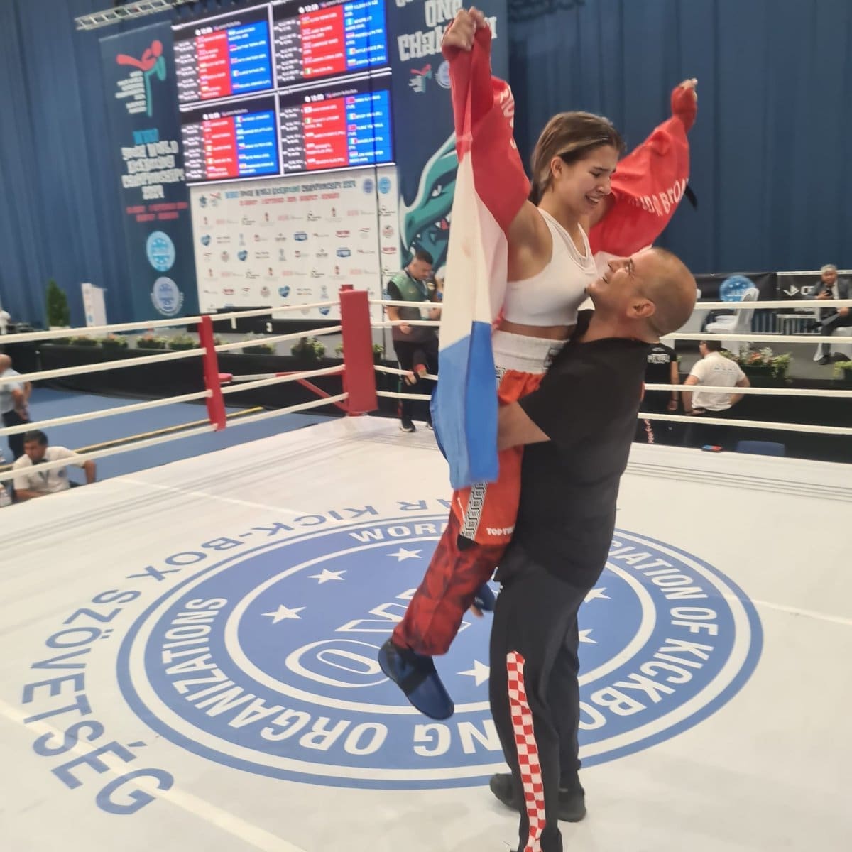 Ema Žaja i Mateo Ravlić osvojili juniorsko prvenstvo svijeta prvenstvo u kickboxingu