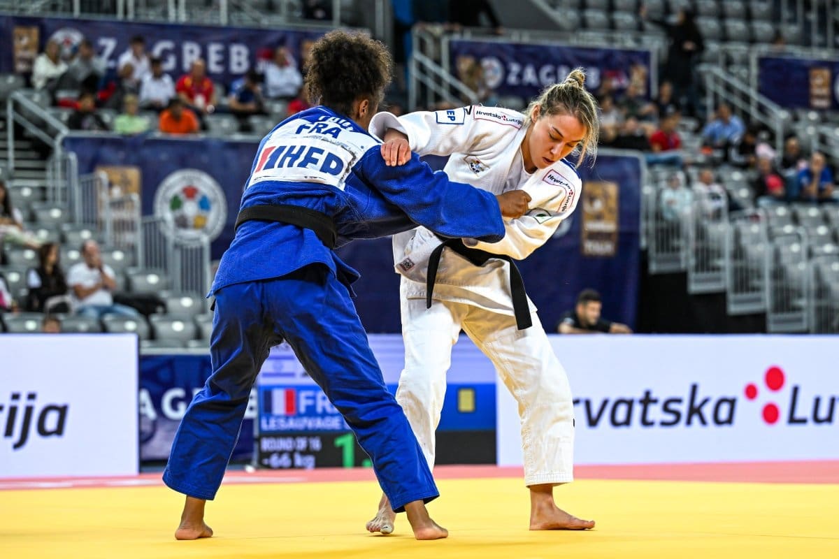 PULJIZ I TOPOLOVEC U FINALNOM BLOKU Matić bodri s tribina