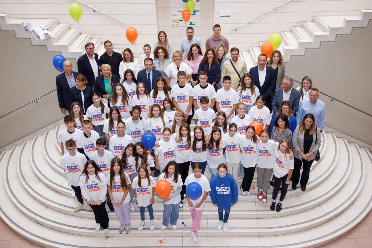 Svečano otvoren projekt BizLabJunior: Poslovna akademija za mlade lidere na Ekonomskom fakultetu u Splitu